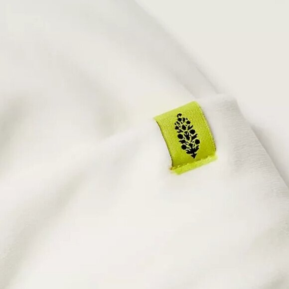 NWT FP Movement Finish Line White Micro Fleece Winter Beanie - Picture 4 of 6